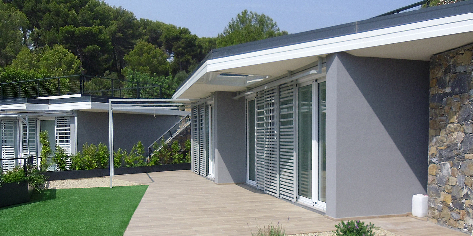 Mens Plus architettura